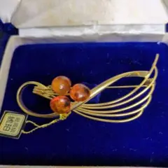 琥珀 ブローチ