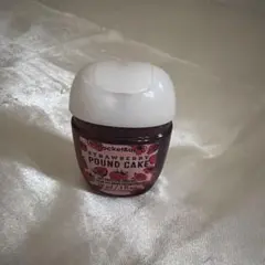 Bath & Body Works Strawberry Pound Cakeのサムネイル