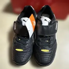 サッカーシューズ 18センチ