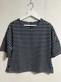 ボーダーカットソー Tシャツ トップス　ネイビー　ショコラフィネローブのサムネイル