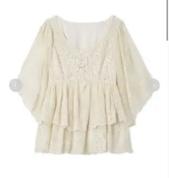 【新品未使用タグ付き】エンブロイダリーチュニックブラウス　SNIDEL