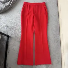 ZARA フレアパンツ　赤　美脚シルエット