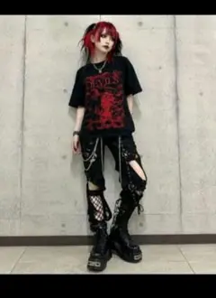 h.Anarchy　初期タグの激レア・黒×赤デビルズTシャツ。のサムネイル