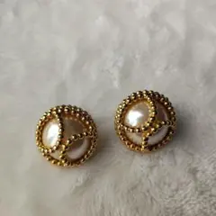 ビーズ装飾 パール風イヤリング ゴールド
