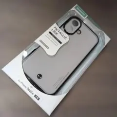 iPhone17用 ELECOM ソフトケース ブラックグレージュ
