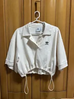 adidas ホワイト クロップドポロシャツ M
