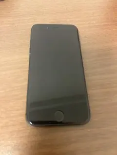 Apple iPhone 8 ブラック　本体　中古