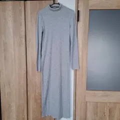 美品　ZARA　ザラ　ハイネックロングワンピース　リブ編み　ラメ　グレー　M