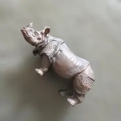 EIKOH サイ　ミニチュア　フィギュア