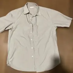 お値下げ　GU ベージュ 半袖シャツ