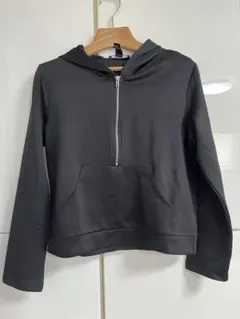 FOREVER 21 ハーフジップ パーカー ブラック Sのサムネイル