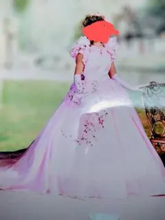 松田聖子さんと同じデザインのピンク フリル袖 ロングドレスお色直し