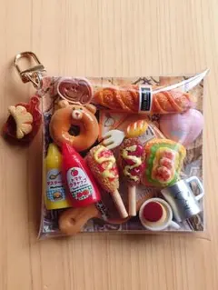 Cafe風ガチャ詰めポーチ