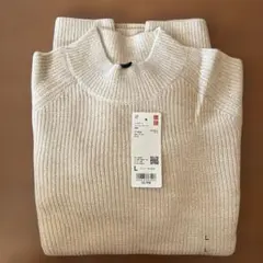UNIQLOミドルゲージモックネックセーター 未使用品