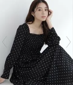 LOWRYS FARM 2way刺繍ミニワンピース WEB完売品 - メルカリ