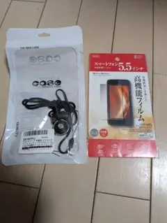 スマートフォン用保護フィルムとストラップセット
