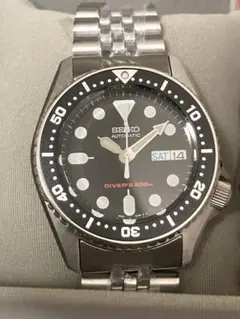 【新品未使用】SEIKO ダイバーズ SKX013K2 自動巻腕時計のサムネイル
