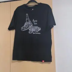 New Balance Apres Run Tシャツ ブラックのサムネイル