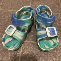 BREEZE ベビーサンダル 青と緑のグラデーション
