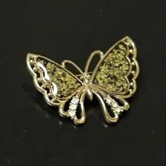 蝶型ブローチ 金色