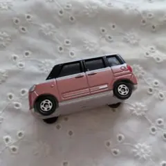 【匿名配送】トミカ ダイハツ ムーヴ キャンバス ミニカーのサムネイル