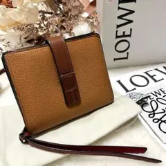 LOEWE アナグラム バーティカル ウォレット ラージ 9731 - メルカリ