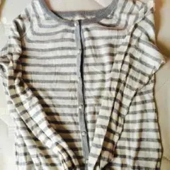 美品earthボーダーカーデ