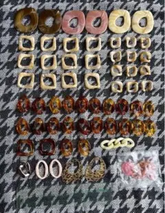 ハンドメイド用パーツまとめ売り　多様な色と形