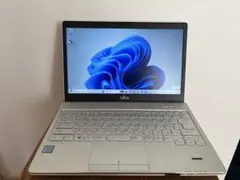 LIFEBOOK SH75/W i5 8GB SSD128GB バッテリー良のサムネイル