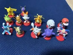 チョコエッグのおまけ　ポケモンのフィギュア