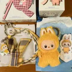 ラブブ イニシャル Y キーホルダー　PIN FOR LOVE アルファベット