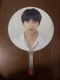 BTS 公式うちわ LOVE YOURSELF V テヒョン テテ ライブ購入 - メルカリ