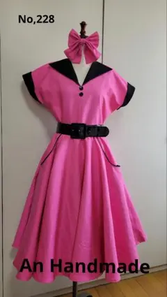 No227サーキュラーワンピース☆50sスタイル☆ゼブラ柄☆リボン付き No227サーキュラーワンピース☆50sスタイル☆ゼブラ柄☆リボン付き