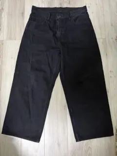 UNIQLO ブラック　 ワイドストレートデニム 黒 32