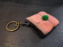 モン族　コインケースにぴったり♪　キーホルダー仕様　ミニミニポーチ①