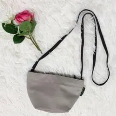 xs ショルダーバッグ
