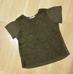 美品【ikka】花柄レース　カットソー　半袖Tシャツ　袖タック　レーヨン混のサムネイル