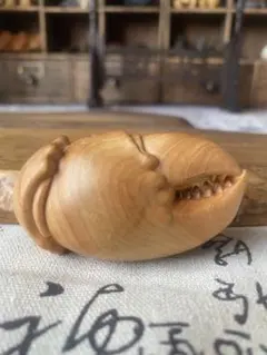 木彫り　カニのハサミ 蟹爪 置物 根付 縁起物 工芸品 ハンドメイド 7cm