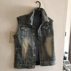 Item thumbnail for item 2d642f95-bb4c-42f9-9534-256b85bbe5f8