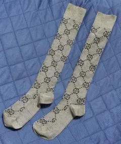 GUCCI GGロゴ ピンク ラメ ソックス - メルカリ