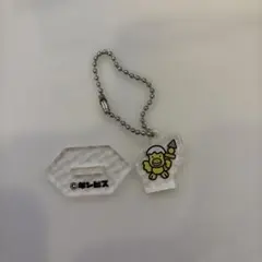 ギンビス たべっ子どうぶつ アクリルキーホルダー ひよこ
