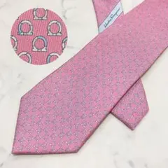 Salvatore Ferragamo✨フェラガモ　 ネクタイ　ガンチーニ