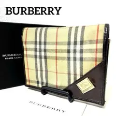 ✨BURBERRY✨バーバリー　折り財布　ノバチェック　プレートロゴ　コンパクト