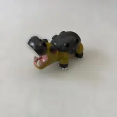 ポケモン　フィギュア カバルドン