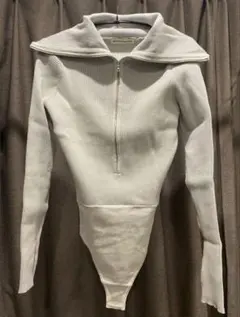 Big collar Zipperのサムネイル