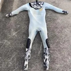 迷彩柄フルスーツ グレー・ブラック Amazon.co.jp: 新型迷彩 迷彩服上下セット 色：マルチカム