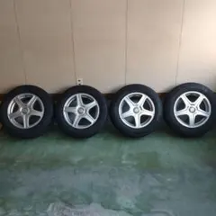 MICHELIN スタッドレス 195/65R15 4本セットのサムネイル