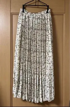 INGNI 花柄プリーツロングスカート