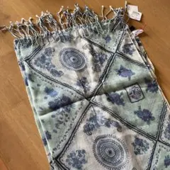新品　花柄ストール タグ付き