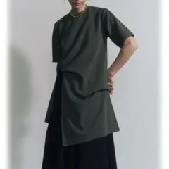 8/16まで値下げ！《美品》UN3D. ツイストハーフスリーブトップのサムネイル